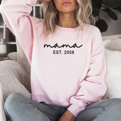 Motherhood Chic : Sweat-shirts brodés Mama Script - Poitrine complète